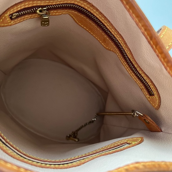 SOLD! Louis Vuitton Petit Bucket - Picture 3 of 10